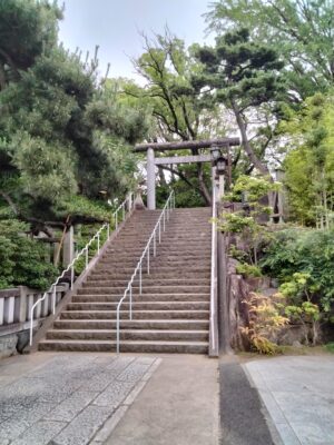 船橋大神宮　大通りから